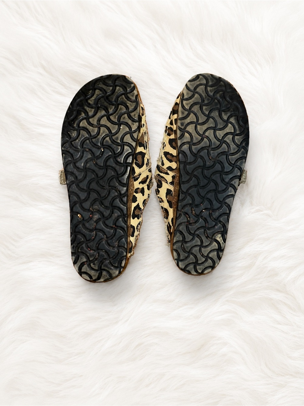 Outwoods Leopard Clog Mule Slides Women’s 6.5 Animal Print Boho Casual Comfort - Picture 4 of 4